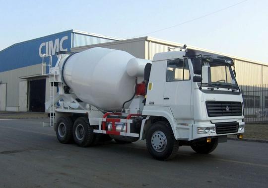 廠家直銷(xiāo)東風(fēng)后八輪攪拌車(chē)，24小時(shí)電話138-8686-0903