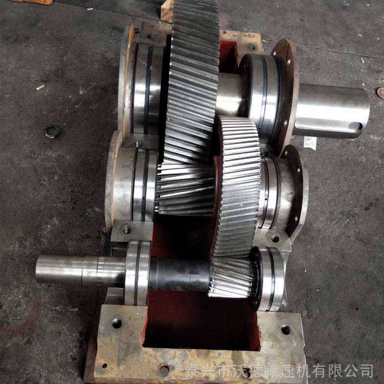 山西陵川 ZLY224-7.1-III環(huán)保機(jī)械用硬齒面減速機(jī)