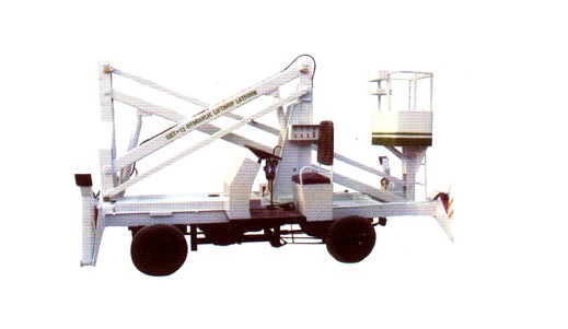 GKTA型柴油機(jī)、電機(jī)兩用及牽引式液壓升降平臺(tái)