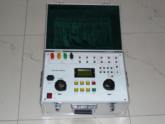 YKG-5018 系列高壓開關(guān)綜合測(cè)試儀