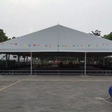 輪滑館大棚生產廠家_定制溜冰場館篷房_常瑞篷房有限公司