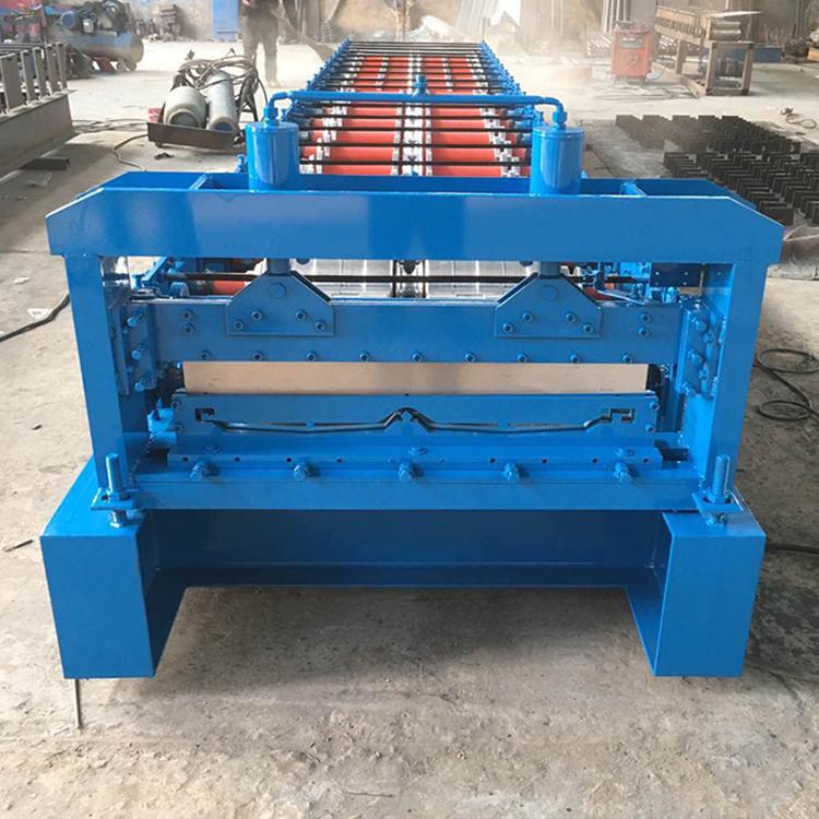 820\/788角馳壓瓦機(jī)亞峰定制高空瓦彩瓦設(shè)備操作簡(jiǎn)單
