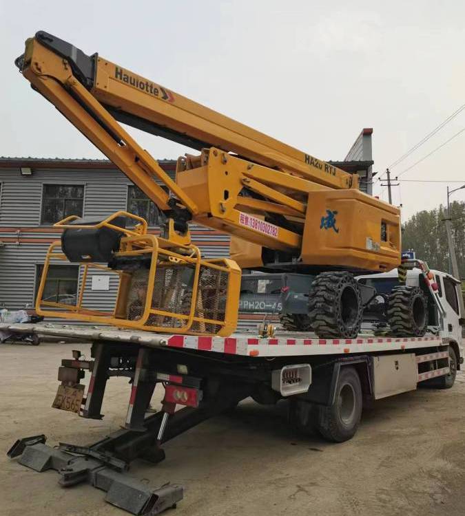 志成租賃剪刀式高空升降車出租曲臂式直臂式高空作業(yè)平臺操作平穩(wěn)