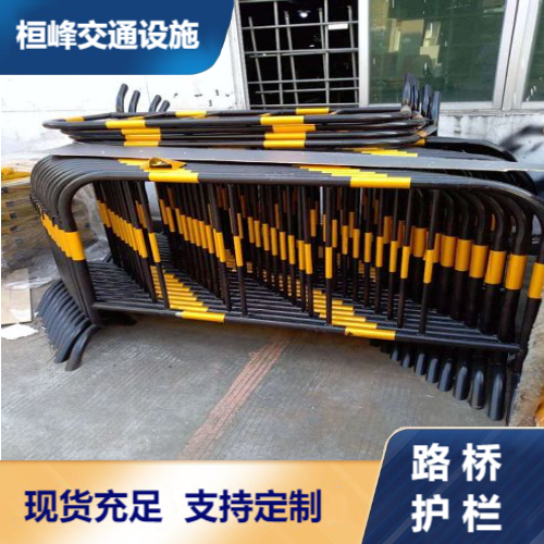 桓峰1500*1000mm鐵馬護(hù)欄大量現(xiàn)貨--道路施工專用