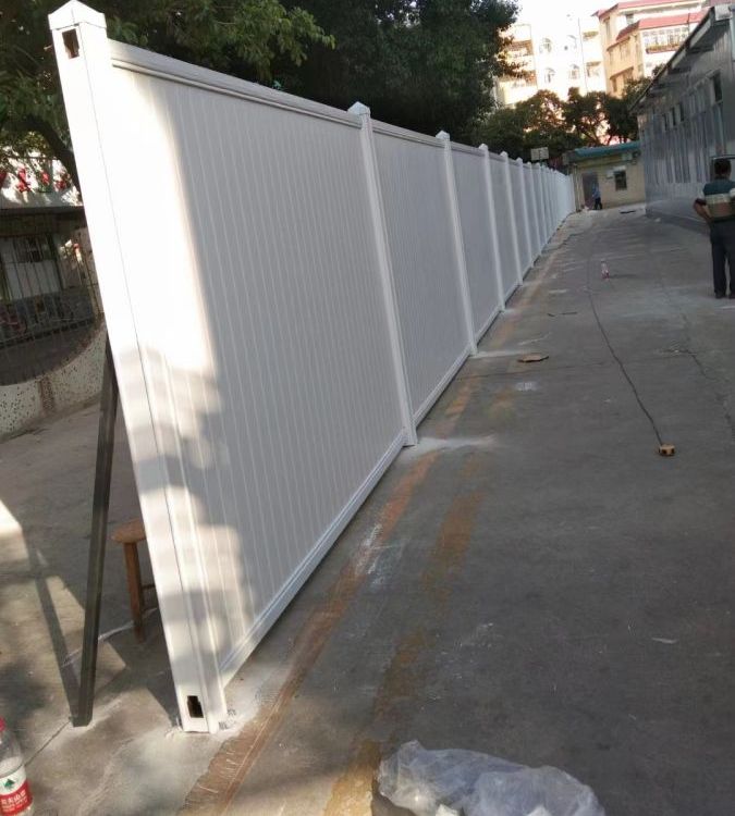 深圳圍擋廠家直銷pvc圍擋泡沫圍擋鐵皮圍擋批發(fā)