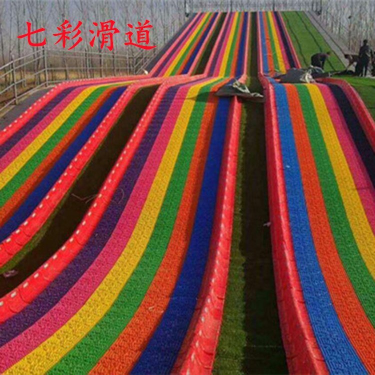 景區(qū)網(wǎng)紅游樂(lè)項(xiàng)目盤點(diǎn)短視頻爆火的游樂(lè)設(shè)備訂制