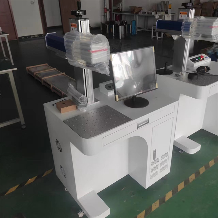 雷普供應(yīng)臺式光纖激光打標機弧面精密配件加工刻字機運行速度快