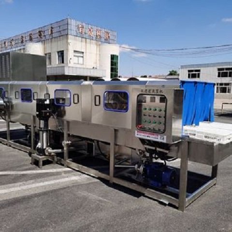 鑄鼎塑料筐清洗機(jī)高效清洗源頭直供