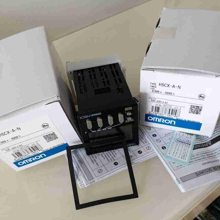 H5CX-A11SD-G-N石英數(shù)字定時器歐姆龍時間繼電器時間開關