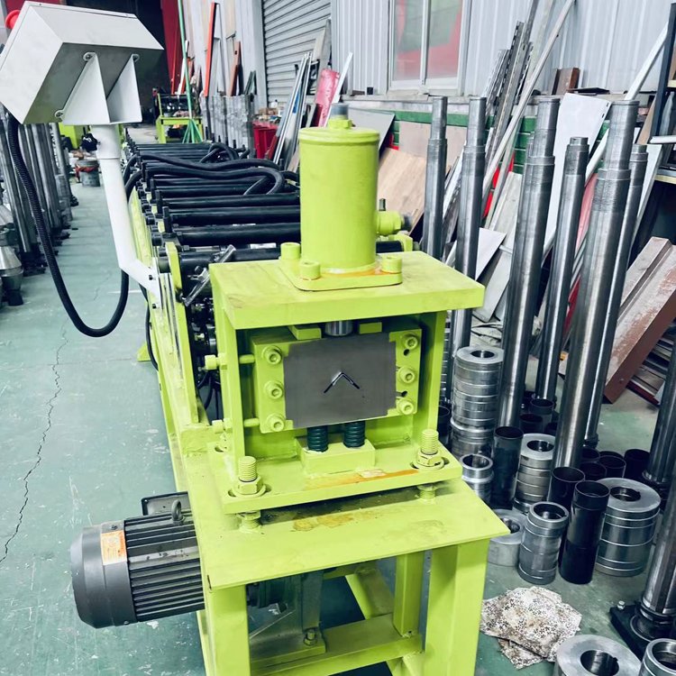 全自動角鋼設備角鐵機三角鐵成型機金碩角鋼機