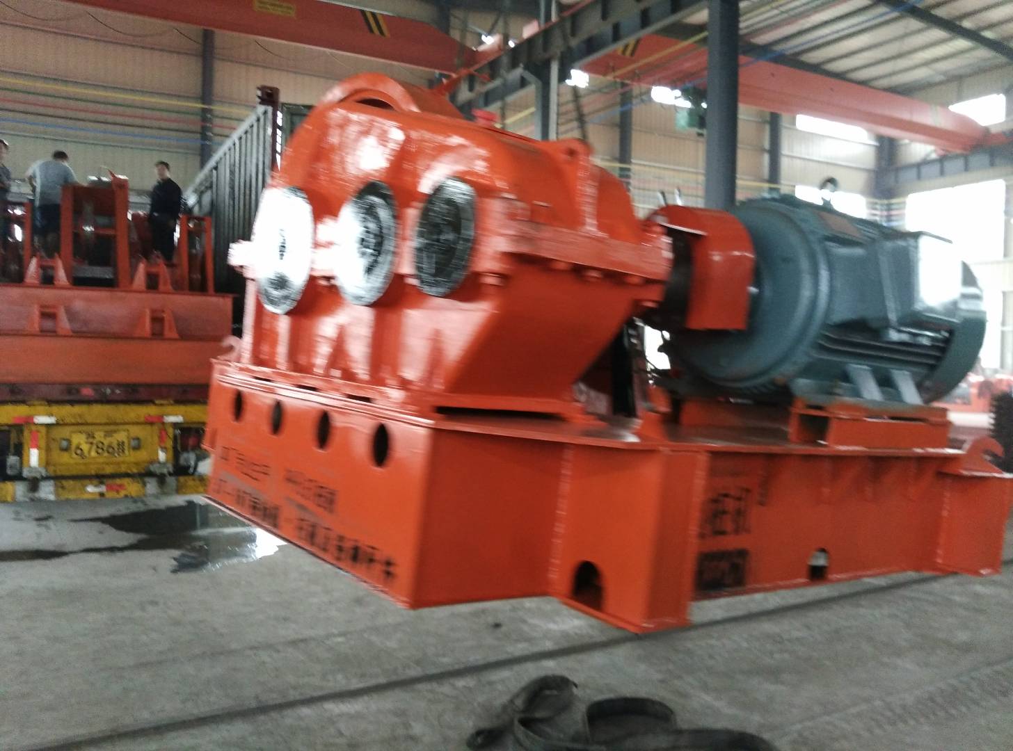 8噸卷?yè)P(yáng)機(jī)10噸沖孔打樁機(jī)橋梁機(jī)械專用永威研發(fā)生產(chǎn)可定制