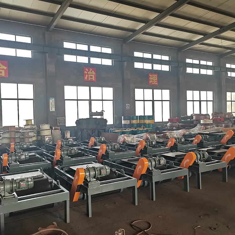 電磁式除鐵器加工強力除鐵運轉(zhuǎn)靈活可手動卸鐵