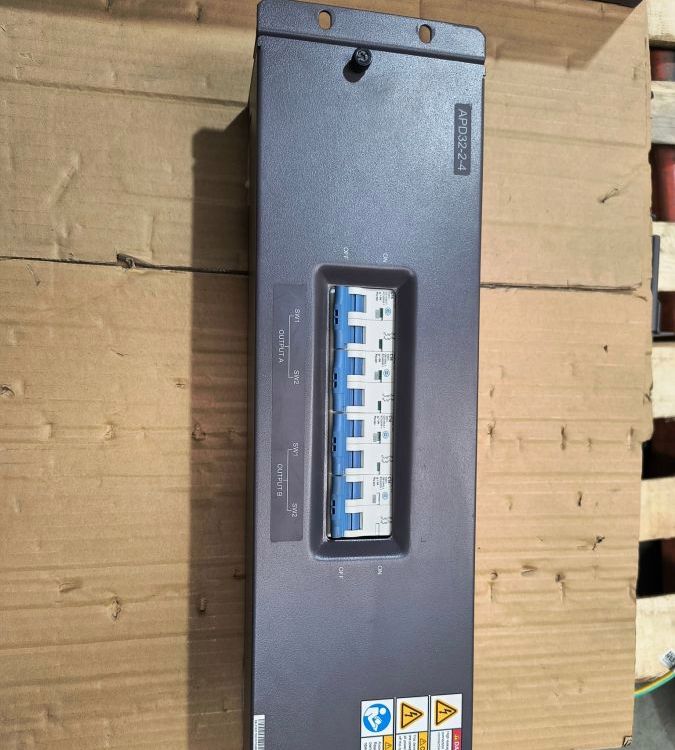 華為APD32-2-4交流配電單元編碼02170031型號LEOMACPJBXO1
