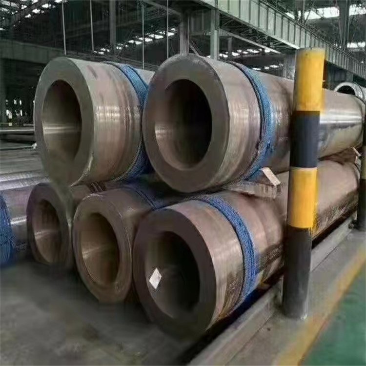 高壓化肥無縫管Q345E6479大小口徑低溫無縫鋼管24小時發(fā)貨