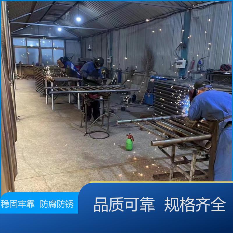現(xiàn)發(fā)城市橋梁防撞防護欄道路景觀防撞護欄壽命長來圖來樣潤達
