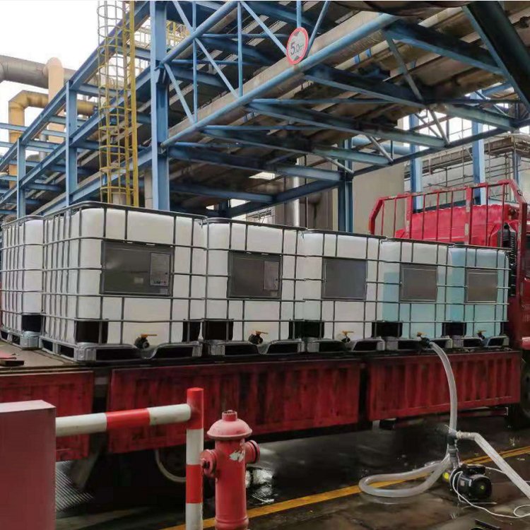 無錫工業(yè)蒸餾水，免費提供樣品支持送貨上門現(xiàn)場結算
