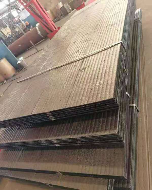 6 6雙金屬堆焊耐磨板落煤管溜槽襯板碳化鉻材質(zhì)