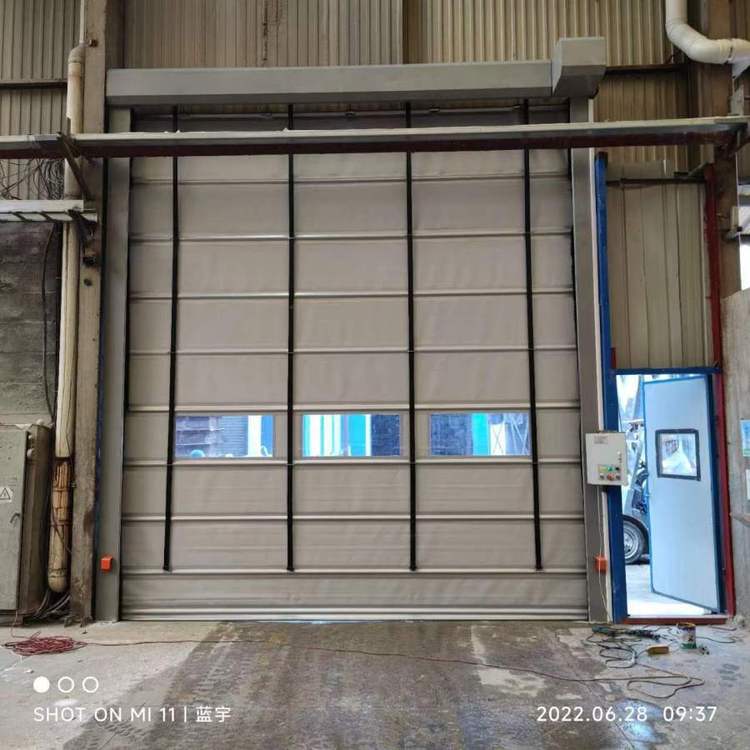 德州車間電動(dòng)卷簾門工業(yè)提升門適用車庫(kù)地庫(kù)工廠