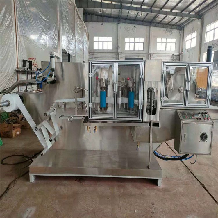 全自動多片濕巾折疊機無紡布卸妝濕巾消毒濕巾機器設(shè)備廠家