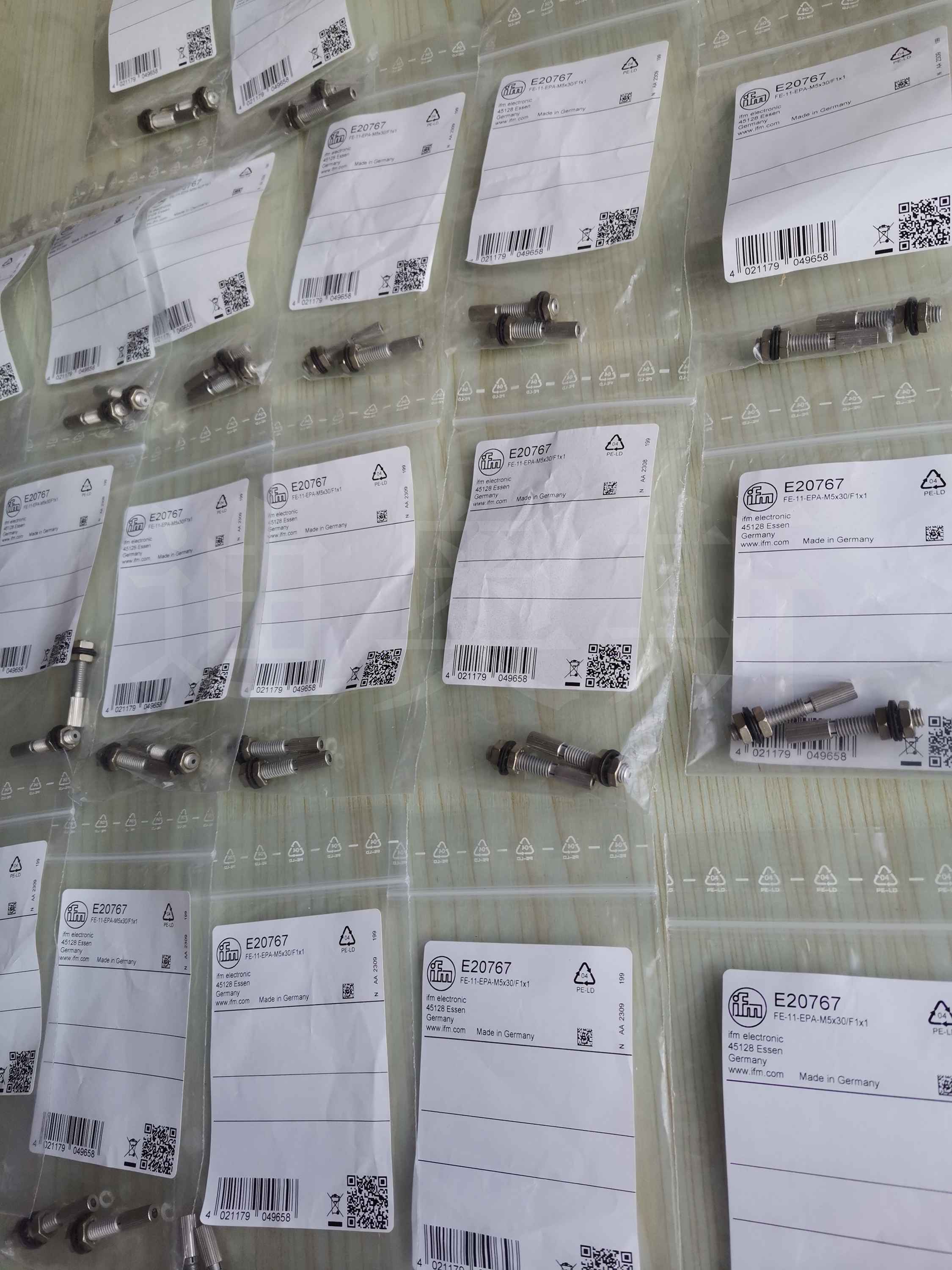 FT-11-EPA-M6\/F2X1德國(guó)I易F福M門(mén)光纖傳感器放大器光電開(kāi)關(guān)