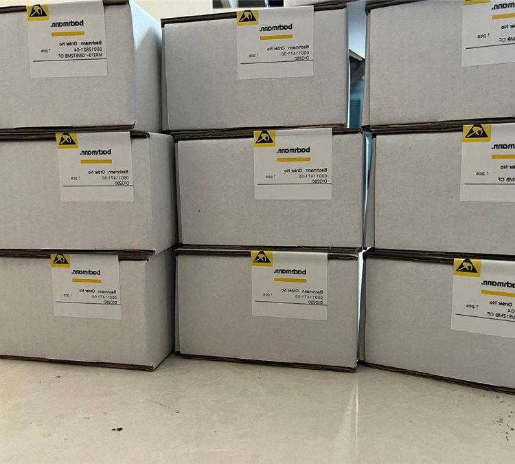 AIO202\/SI，巴赫曼PLC通用模擬輸入\/輸出模塊全新現(xiàn)貨庫存議價
