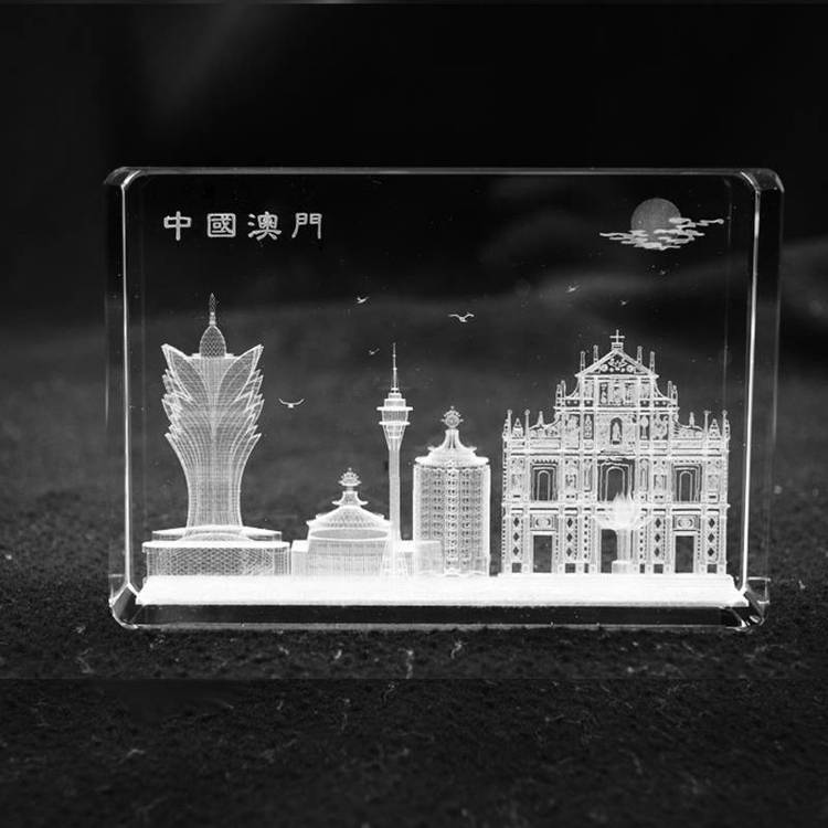 水晶雕刻紀念品定做機械模型內雕擺件水晶紀念品生產廠商