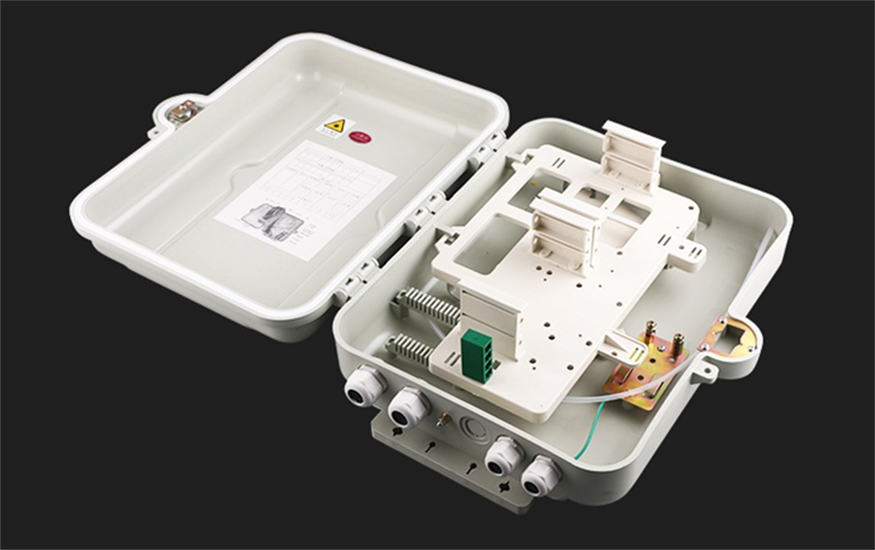 SMC32芯光分路器箱插片式1分32分光路器箱廠家