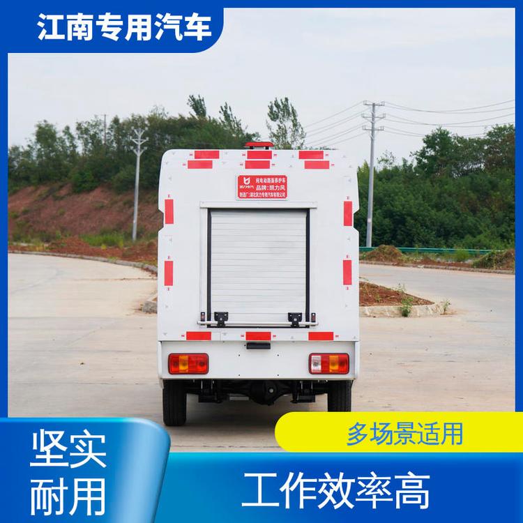 新能源10噸多功能路面清洗養(yǎng)護車地面高壓沖洗車經(jīng)久耐用
